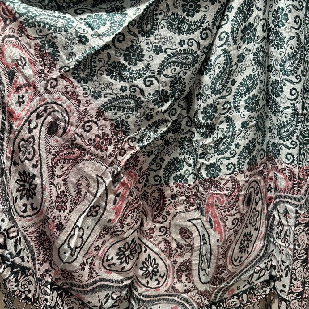 Elegant Shawl in Green & Red Paisley -Versatile Wrap, Scarf, or Veil, Soft Rayon - Picture 11 of 17